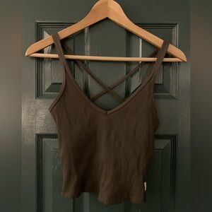 Vuori Ribbed Crop Tank with built in bra liner